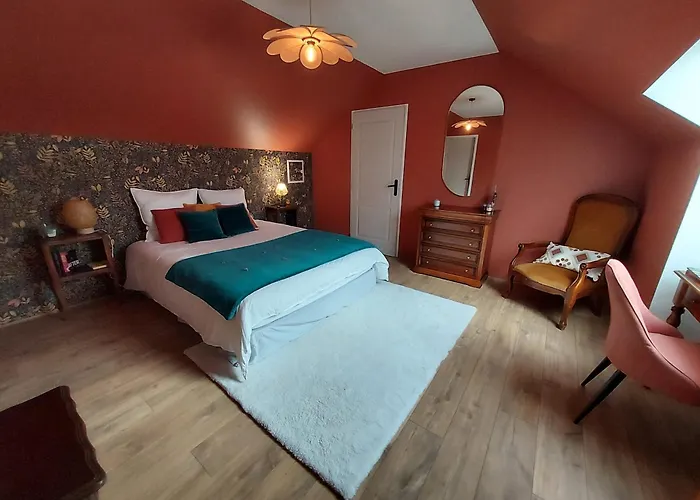 Spacieux Appartement De Charme, Proche Du Circuit